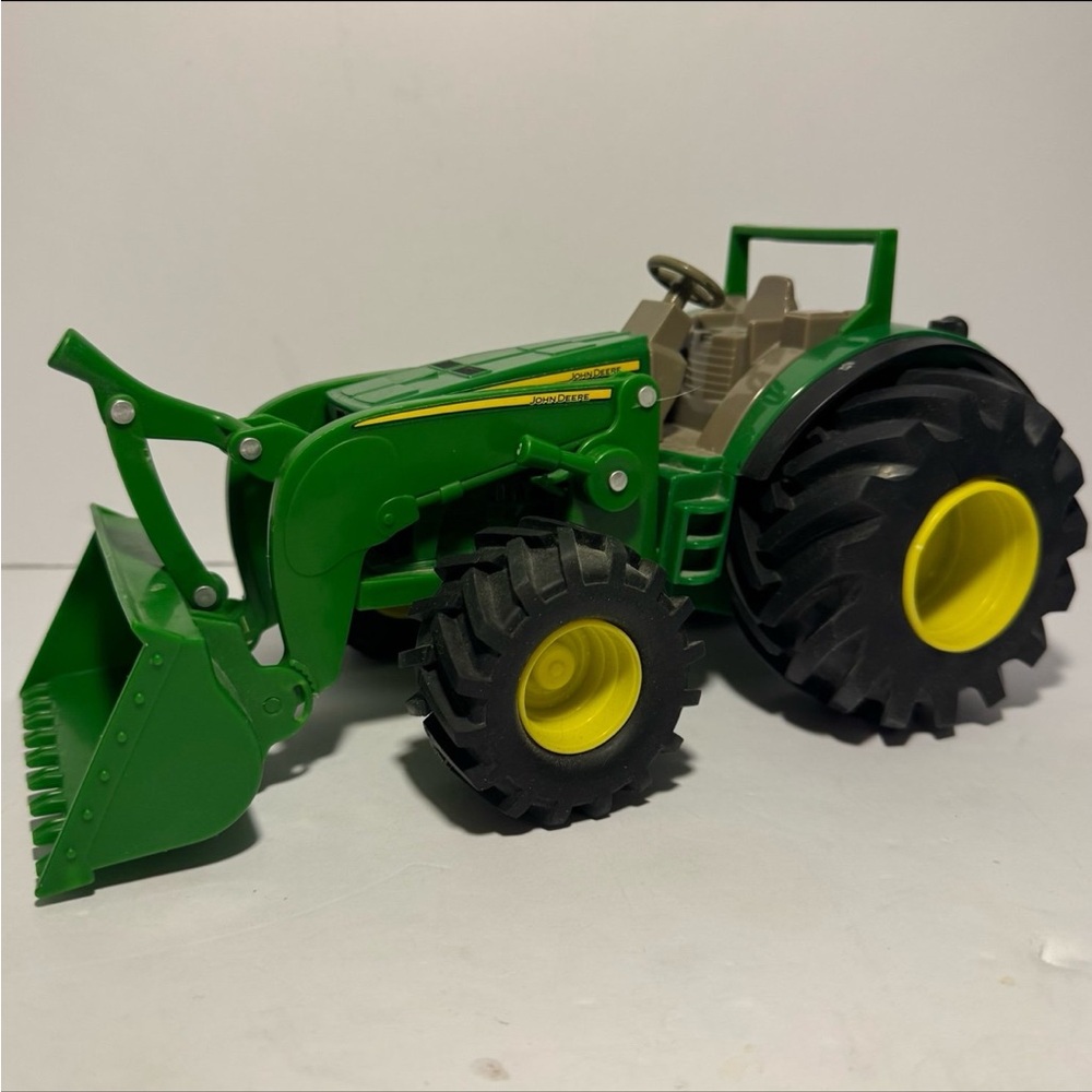 ERTL Tractor Bulldozer Loader John Deere Licenced Product
